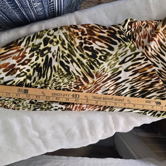 EST 1846 woman's abstract design 22/24W - Picture 5 of 5